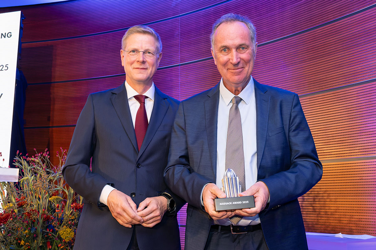 madsack-awards-2025_lamby Philipp Hübl mit Takis Würger