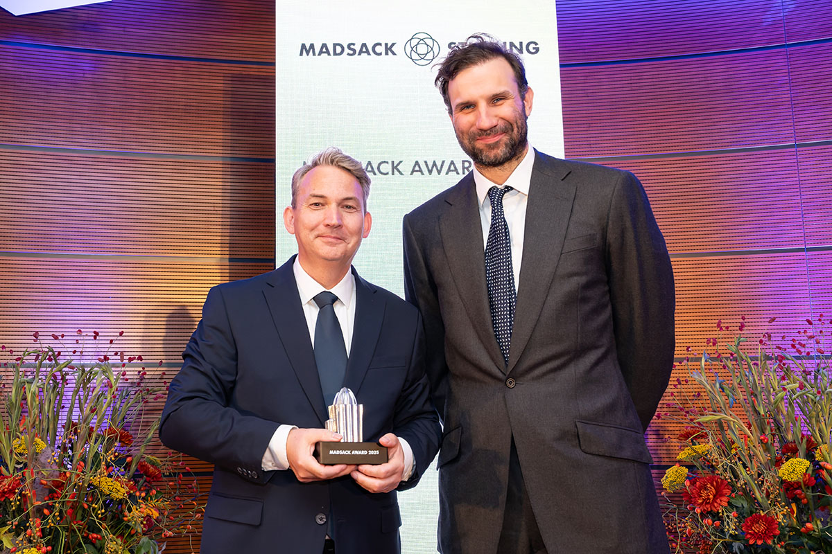 madsack-awards-2025_valek Julia Weigelt mit Georg Mascolo
